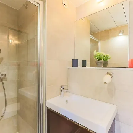 The Liberty Ap4200 By Riviera Homes Apartment *